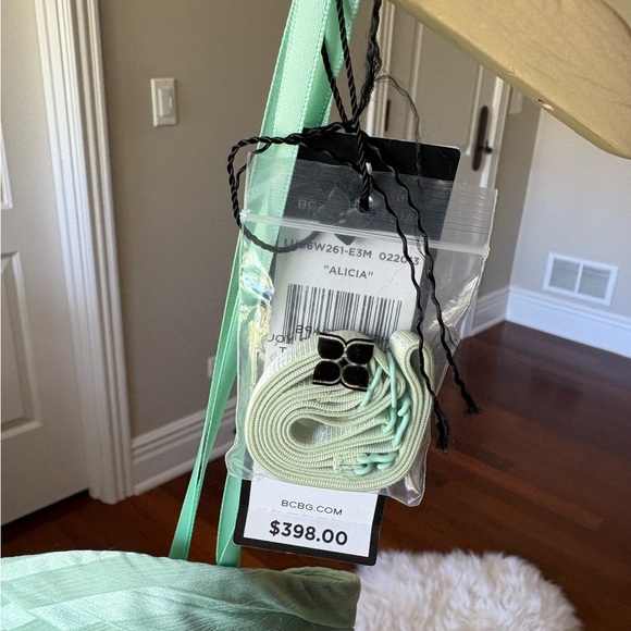 BCBG Maxmara high-low ‘Alicia’ dress- mint green - Picture 8 of 8